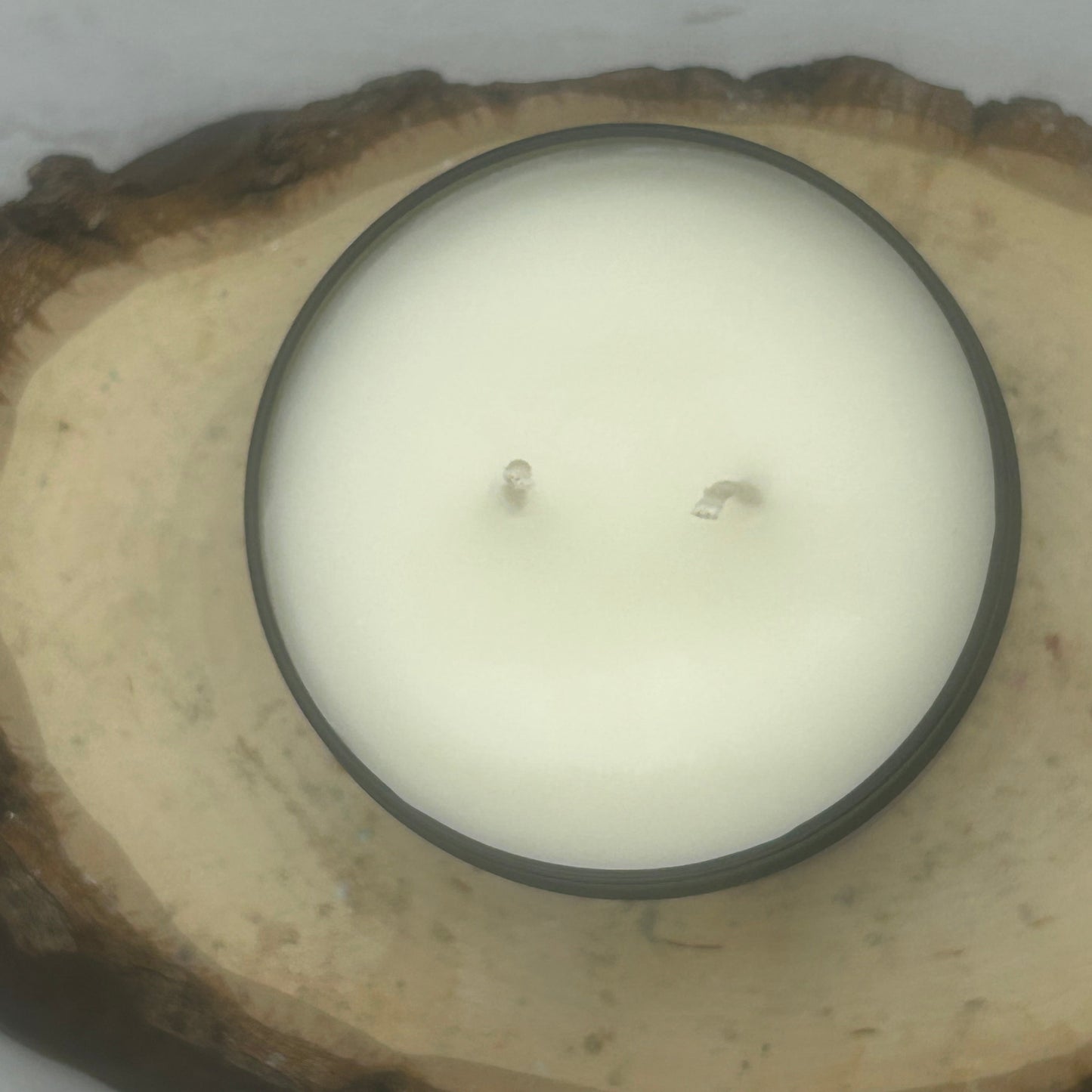 Double cotton wick candle in a tin