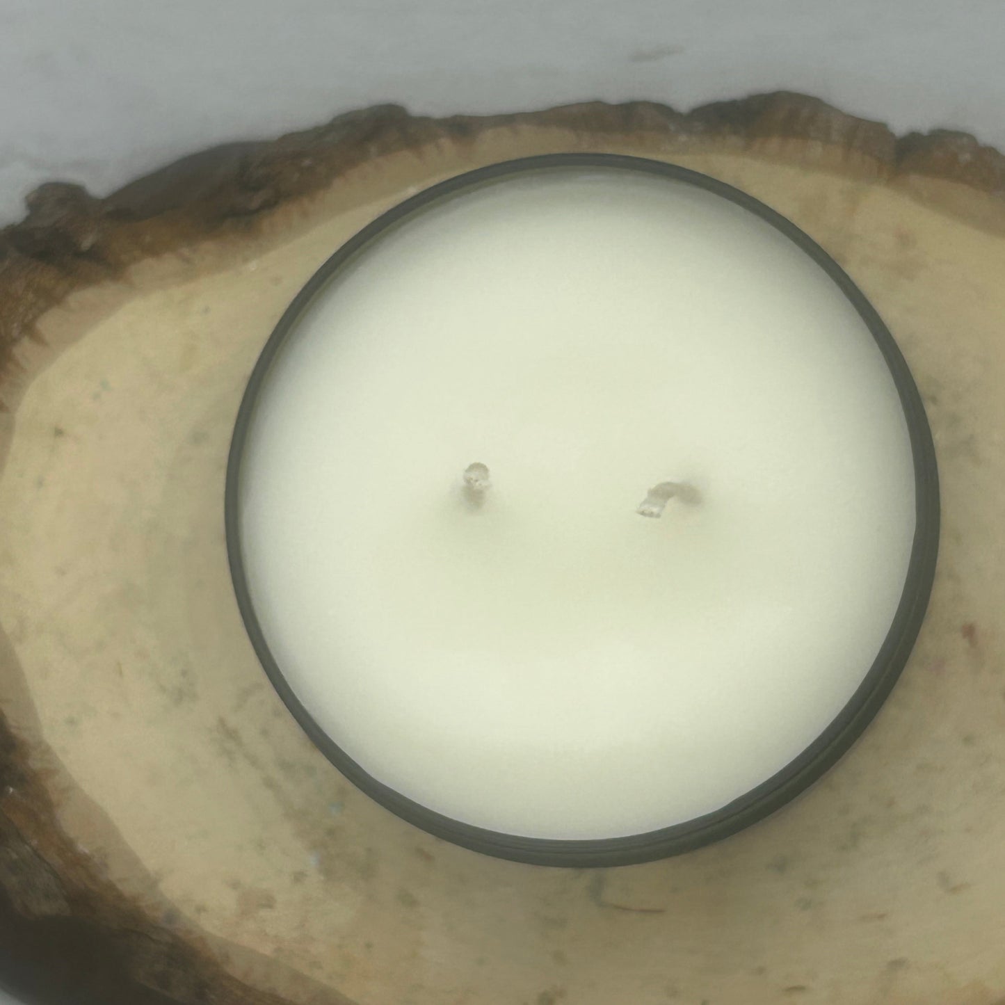 Double cotton wick candle in a tin