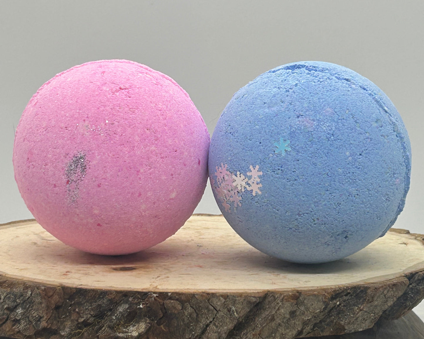 Frosted pink bath bomb Frosted Blue Bath bomb with snowflake glitter